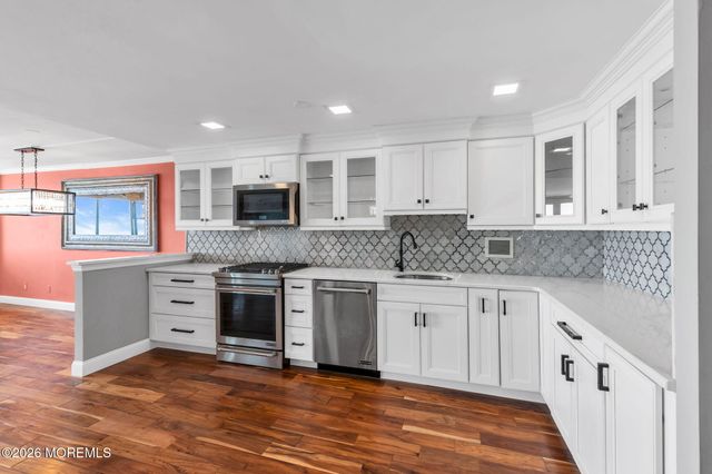 55 Ocean Avenue 9G, Monmouth Beach, NJ 07750