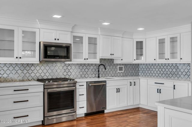 55 Ocean Avenue 9G, Monmouth Beach, NJ 07750