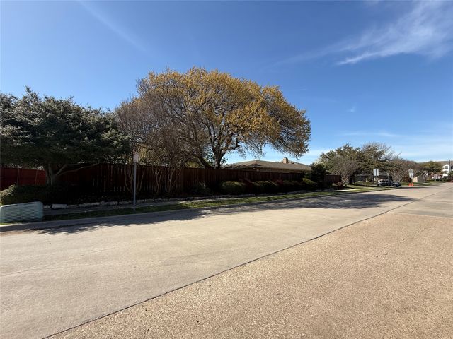 440 Fieldwood Drive, Richardson, TX 75081