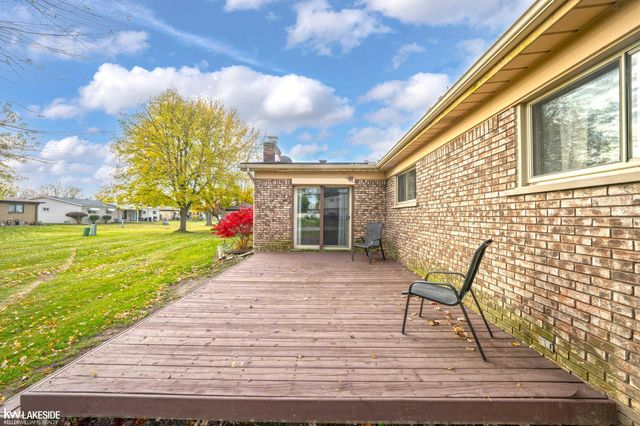 31736 William Drive, New Baltimore, MI 48047