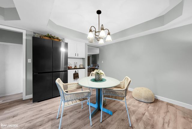 31736 William Drive, New Baltimore, MI 48047