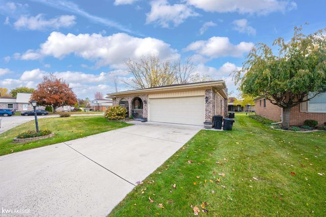 31736 William Drive, New Baltimore, MI 48047