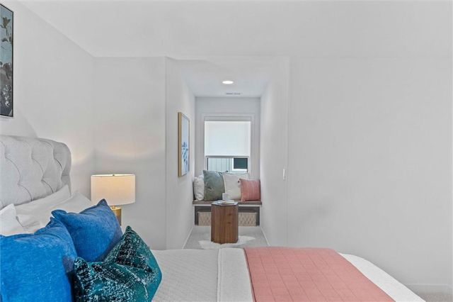 18605 Mohawk Lane, Overland Park, KS 66085