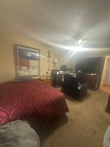 556 Greenway Drive, Saginaw, TX 76179