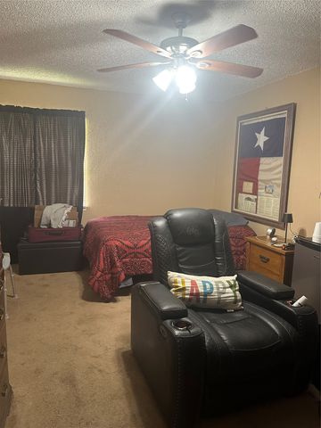 556 Greenway Drive, Saginaw, TX 76179