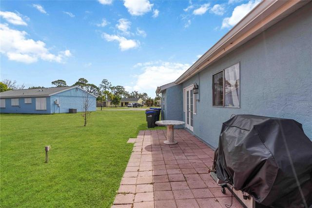 7194 REGAL COURT, North Port, FL 34287