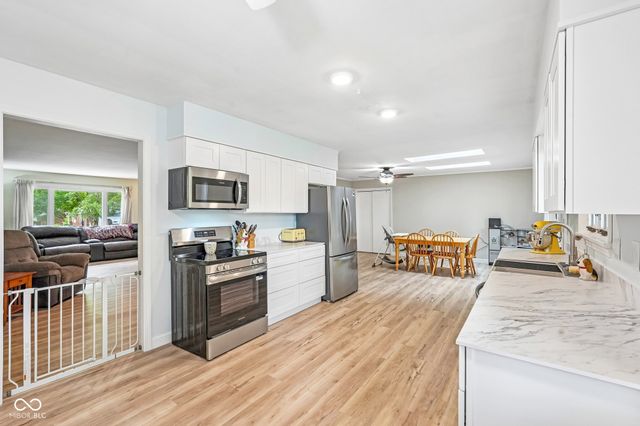 3022 San Jose, Greenwood, IN 46143