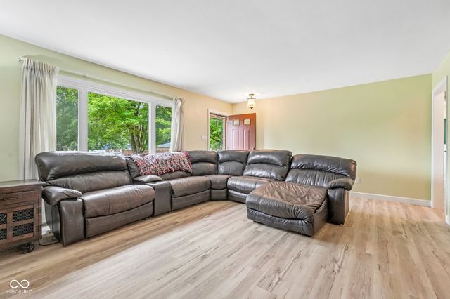 3022 San Jose, Greenwood, IN 46143