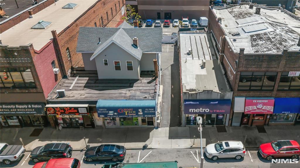 285 Monroe Street, Passaic, NJ 07055