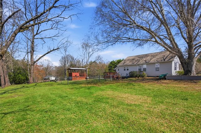 175 Burkett Road, Seneca, SC 29672