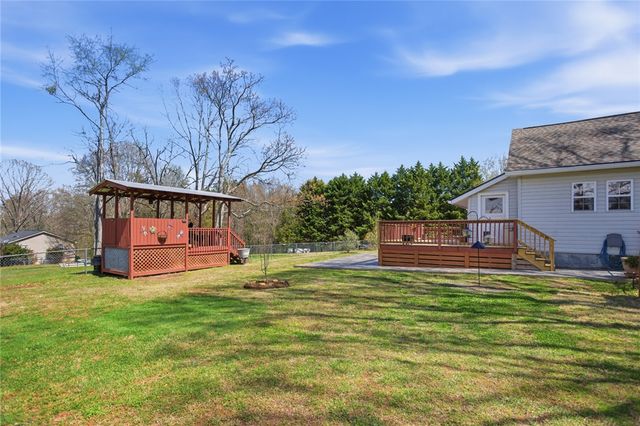 175 Burkett Road, Seneca, SC 29672