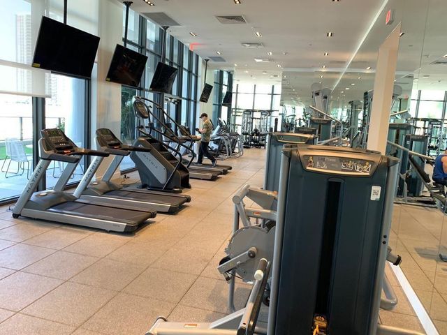 1600 NE 1st Avenue NE 2402, Miami, FL 33132