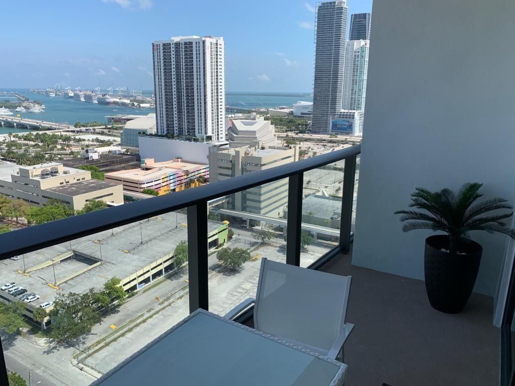 1600 NE 1st Avenue NE 2402, Miami, FL 33132
