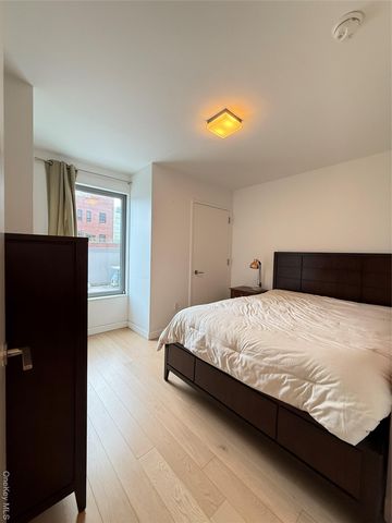 13835 39th Avenue 4B, Flushing, NY 11354