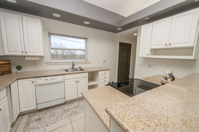 581 Valley View Drive, Taylor Mill, KY 41015