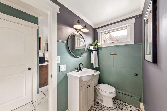 517 McCall STREET, Waukesha, WI 53186