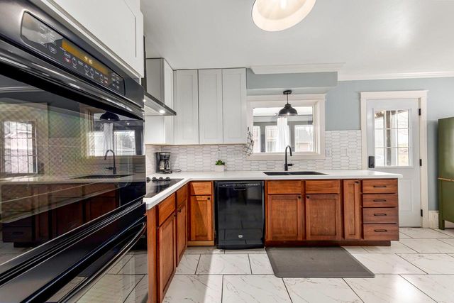 517 McCall STREET, Waukesha, WI 53186