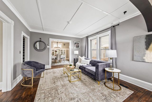 517 McCall STREET, Waukesha, WI 53186