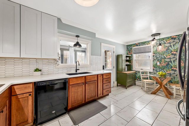 517 McCall STREET, Waukesha, WI 53186