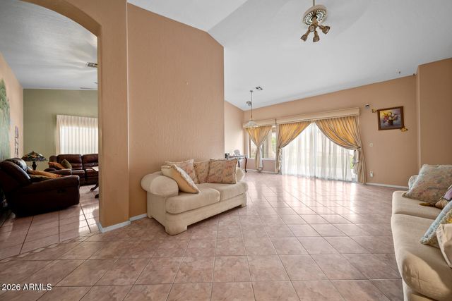 4412 E Hopi St Street, Phoenix, AZ 85044