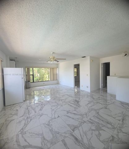 1440 NW 45th Street A1, Deerfield Beach, FL 33064