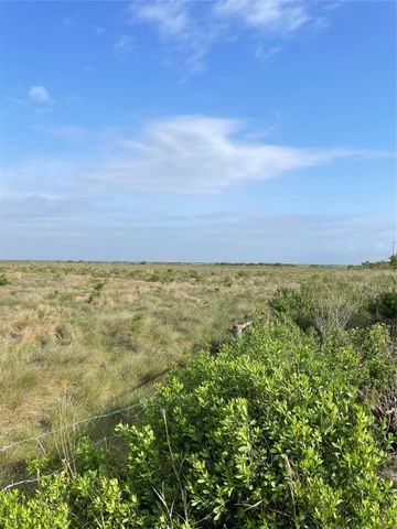 0 Harbor Dr, Hitchcock, TX 77563