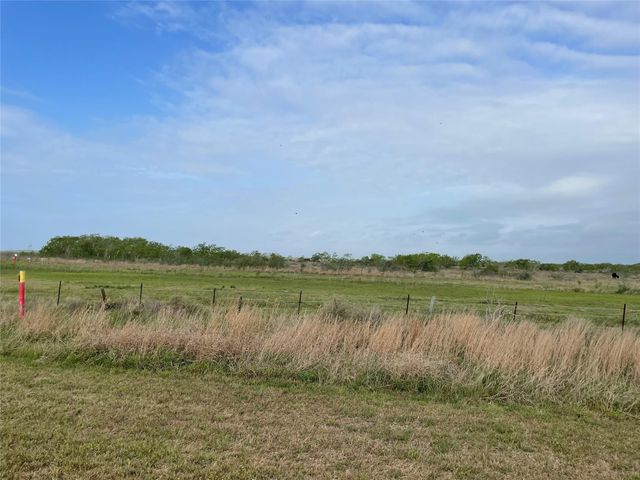 0 Harbor Dr, Hitchcock, TX 77563