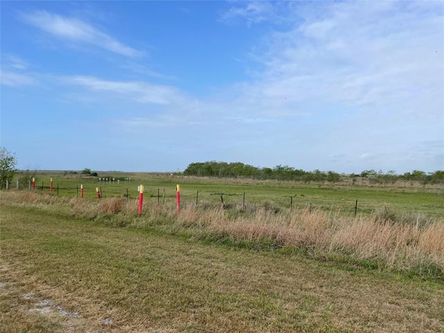 0 Harbor Dr, Hitchcock, TX 77563
