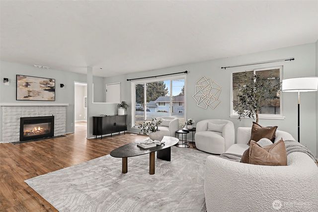 29751 3rd Avenue S, Federal Way, WA 98003