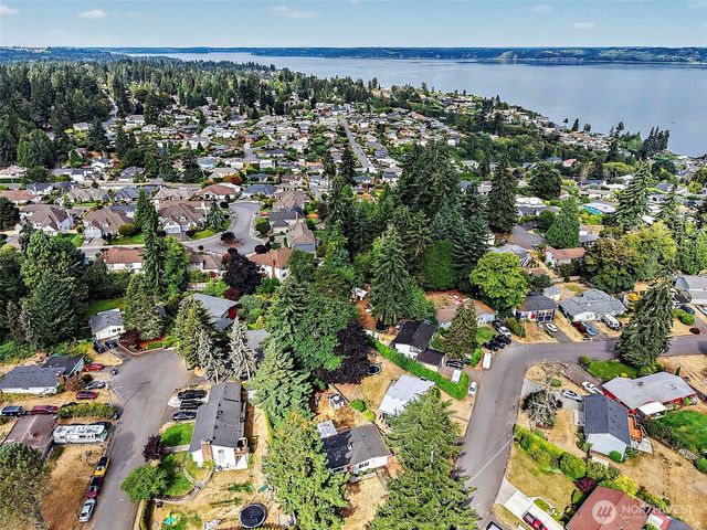29751 3rd Avenue S, Federal Way, WA 98003