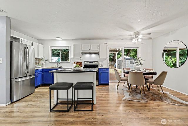 29751 3rd Avenue S, Federal Way, WA 98003