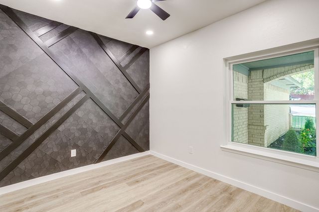 6604 Ems Court, Fort Worth, TX 76116