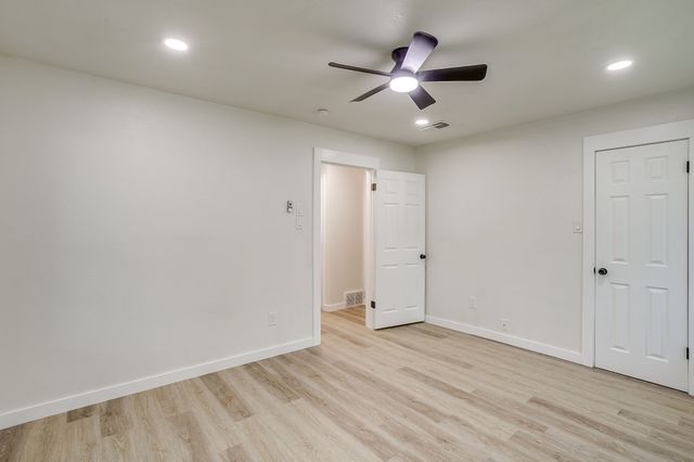 6604 Ems Court, Fort Worth, TX 76116