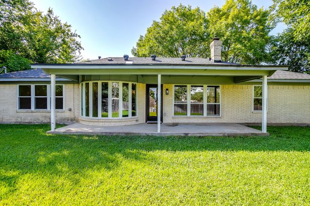 6604 Ems Court, Fort Worth, TX 76116