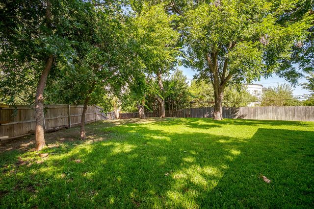 6604 Ems Court, Fort Worth, TX 76116