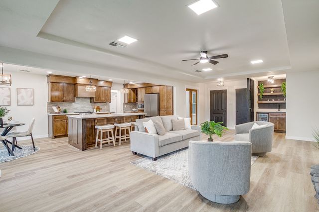 6604 Ems Court, Fort Worth, TX 76116