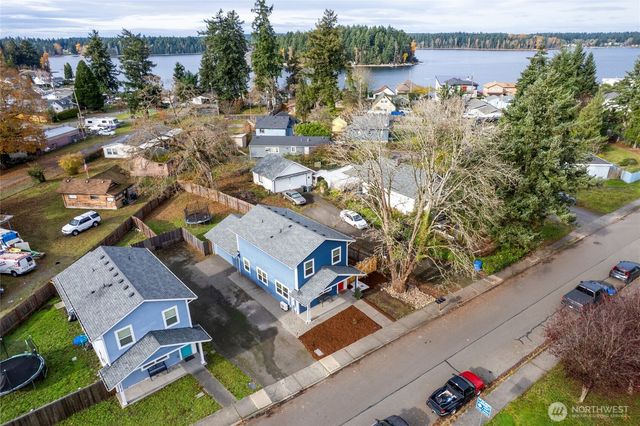 14612 W Thorne Lane SW, Lakewood, WA 98498