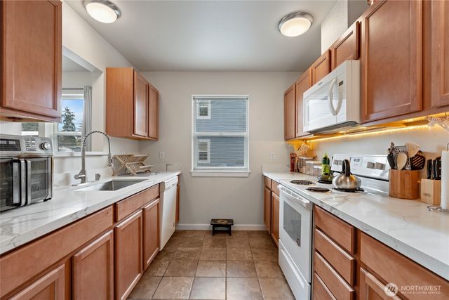 14612 W Thorne Lane SW, Lakewood, WA 98498