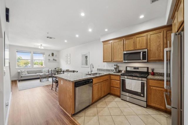 25478 Huntwood Avenue, Hayward, CA 94544