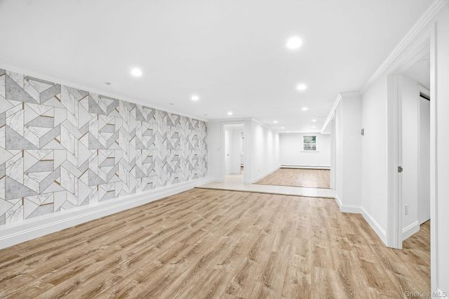12 Hearthstone Circle, Scarsdale, NY 10583