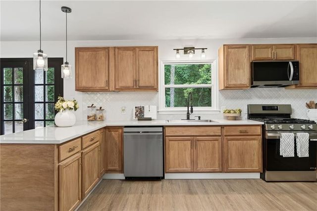 4559 Pembroke Drive, Smyrna, GA 30082