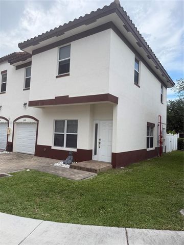 2824 SW 145th Ct 2824, Miami, FL 33175