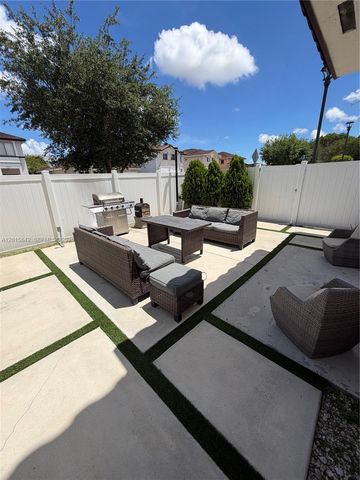 2824 SW 145th Ct 2824, Miami, FL 33175