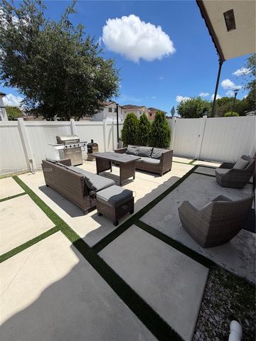 2824 SW 145th Ct 2824, Miami, FL 33175