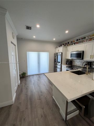 2824 SW 145th Ct 2824, Miami, FL 33175