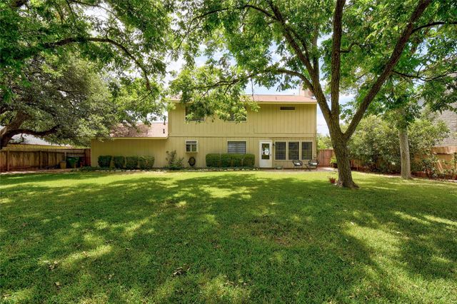 2408 W Messick LOOP, Round Rock, TX 78681