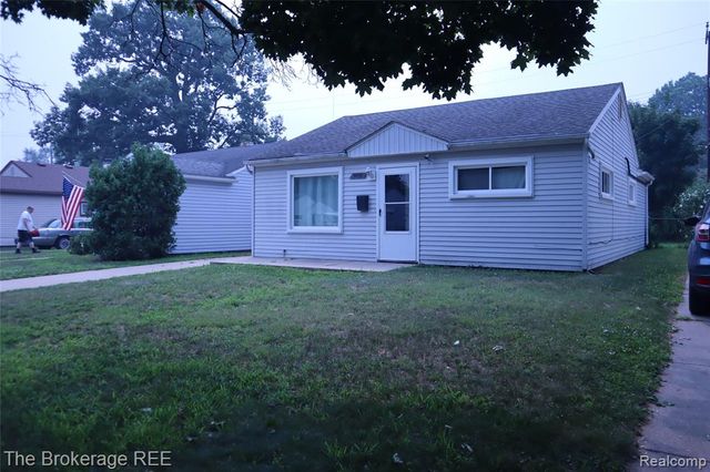34861 John Street, Wayne, MI 48184