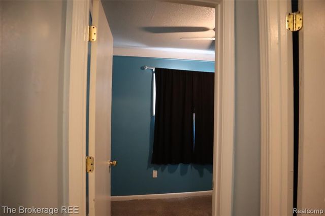 34861 John Street, Wayne, MI 48184