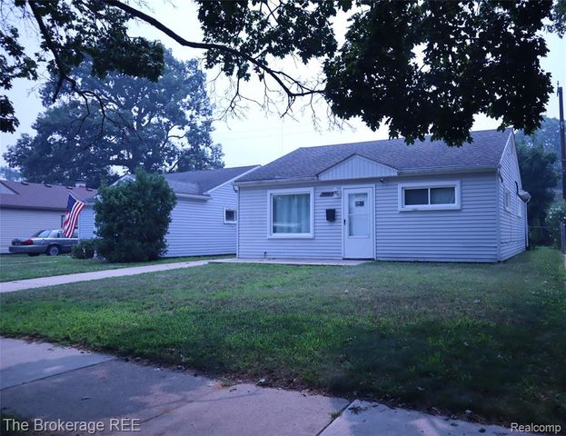 34861 John Street, Wayne, MI 48184