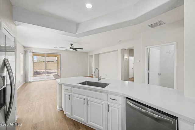 9124 W BERKELEY Road, Phoenix, AZ 85037